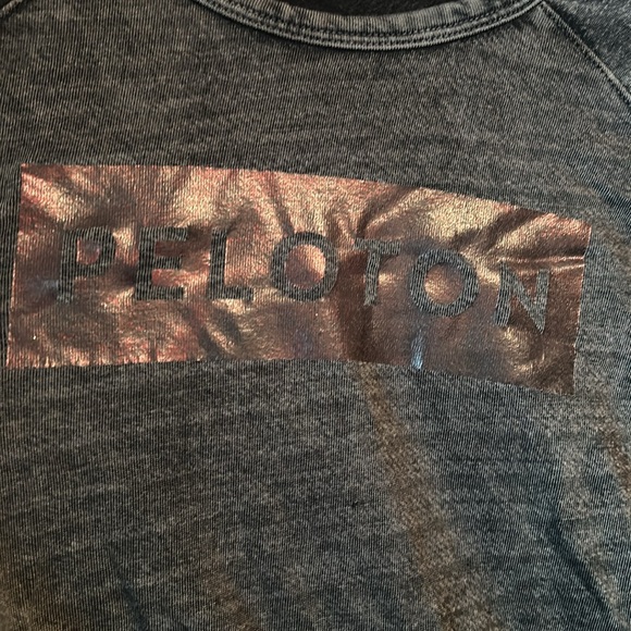 Peloton long sleeve tee - Picture 2 of 5